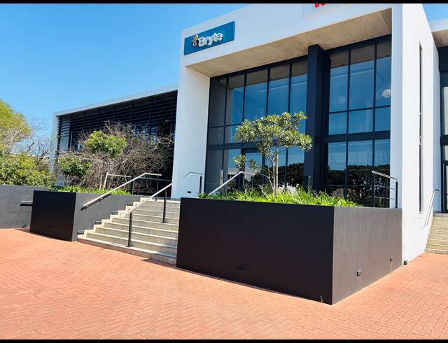 1,678.60M² OFFICE TO LET IN LA LUCIA